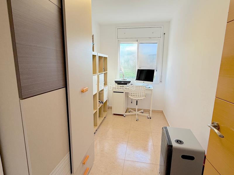 Foto e646240a-b86d-4af5-b4d5-cc95fdadb19c. Pis amb calefacció aparcament a Mercat Rubí