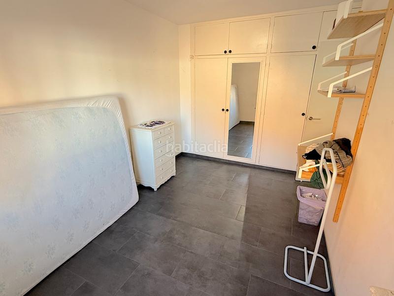 Foto 73973ed4-7f51-49e5-ac15-a74e0e2bcc27. Casa aparellada amb calefacció aparcament a Progrés Rubí