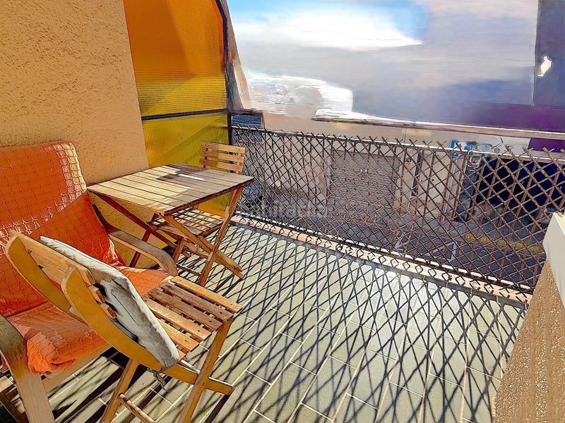 Foto cdb15399-fc3b-49b5-9c48-bf5f8ddbb3ca. Casa aparellada amb calefacció aparcament a Progrés Rubí