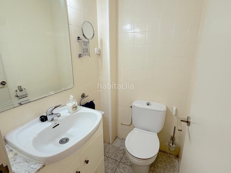 Foto eb1d07f0-b8f7-4dc0-9b7f-4c40c211f1d0. Casa aparellada amb calefacció aparcament a Progrés Rubí