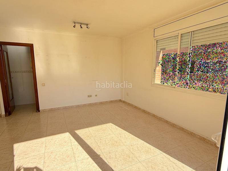 Foto 66fbe467-ebdb-47bd-be8b-644ea1e32c2d. Pis amb calefacció a Mercat Rubí