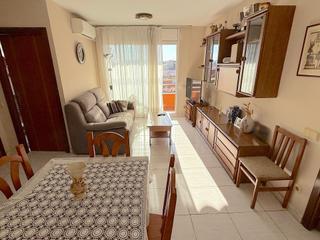 Pis a Ca nOriol. Piso de 2 hab, gran balcn, y ascensor. finca 1.996