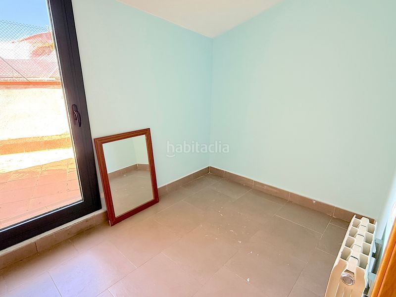 Foto ebfd492a-dad1-450e-9762-c929675075d7. Duplex con riscaldamento parcheggio in Ca n´Oriol Rubí