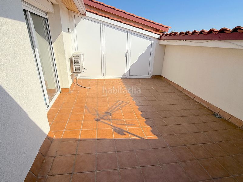Foto a959bce3-1213-41de-98cd-3abc86f786a0. Casa adossada amb calefacció a Ca n´Oriol Rubí