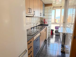 Piso en La Serreta. Piso de 3 hab, asc, balcón, calefacción. para vivir.