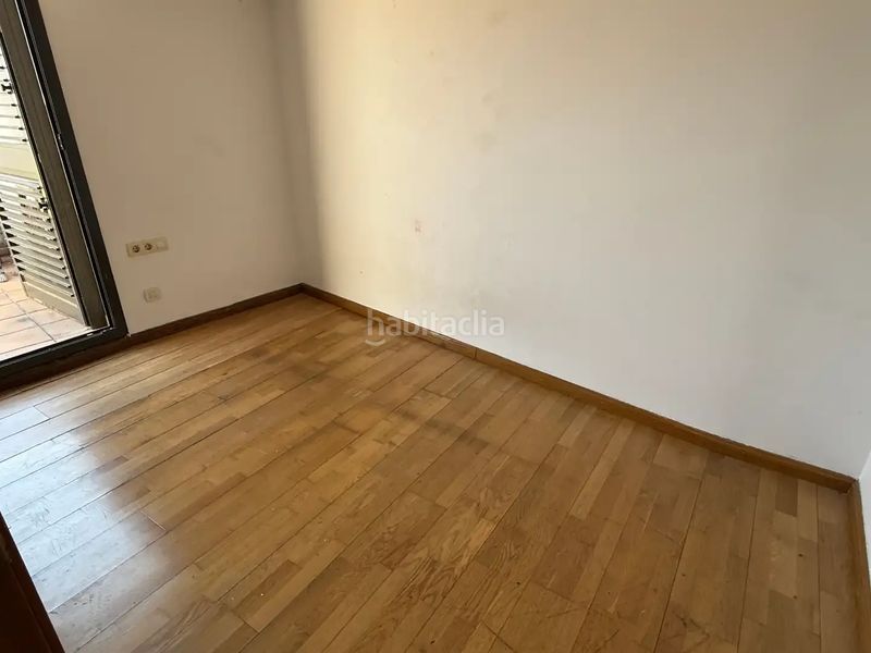 Foto 0fc49d90-ad96-4fc6-bd3b-d3286fda89d5. Duplex avec chauffage dans La Serreta Rubí