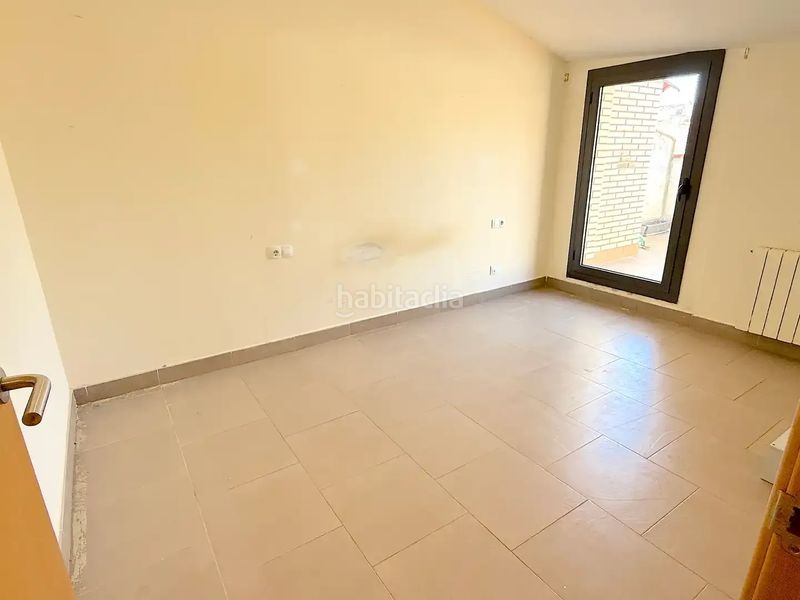 Foto 3aa16968-767c-4963-8e3a-7d4d09d02d16. Duplex con riscaldamento in Ca n´Oriol Rubí