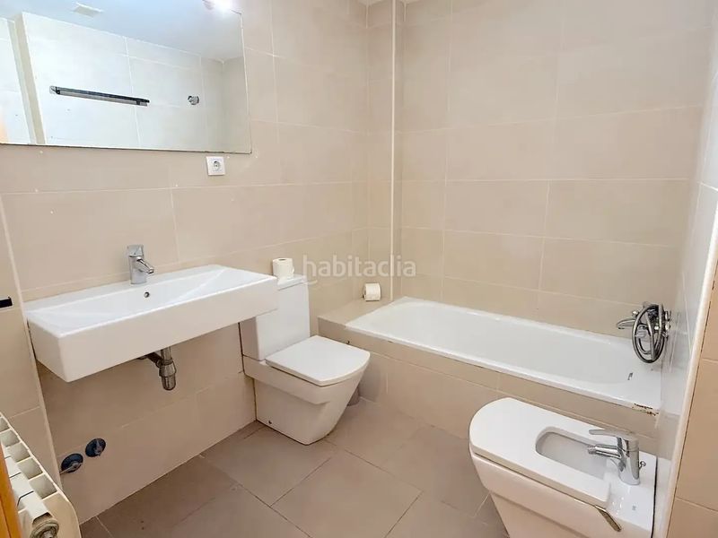 Foto b4d206aa-22da-42a7-baf0-1b2ef3b439df. Duplex con riscaldamento in Ca n´Oriol Rubí