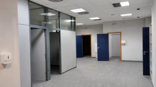 Location Local commercial à Rúa francisco llorens díaz 13. Alquiler local comercial de 530 m² en rua francisco llorens