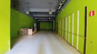 Local Comercial en Rúa Ervedelo 2A