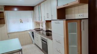 Pis a Rúa ribeira de canedo 21. Venta piso en el puente