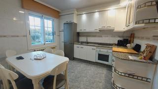 Casa en Carretera ourense 4. Casa en venta en reboredo