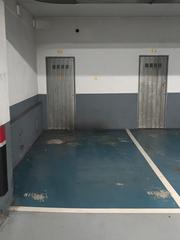 Parking coche  Rúa sáenz díez. Garaje en venta en el centro 4100p8