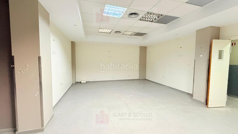 Foto 2cda1ea4-4bcc-41ee-8f71-1f7567466b12. Local comercial a Casco Urbano Vinaròs