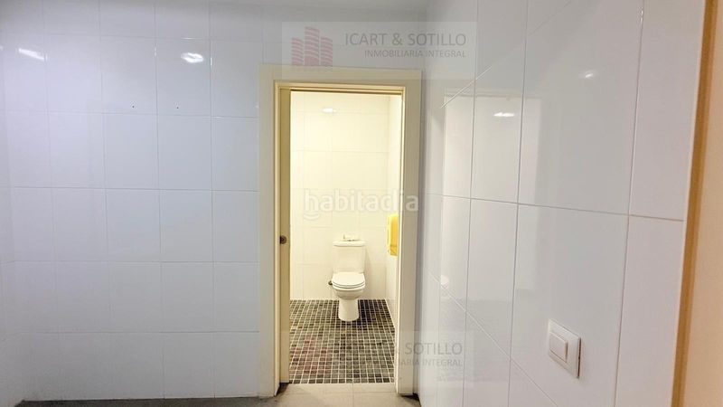 Foto 3441d538-61e4-4c81-87be-171533adfbe4. Local comercial en Casco Urbano Vinaròs