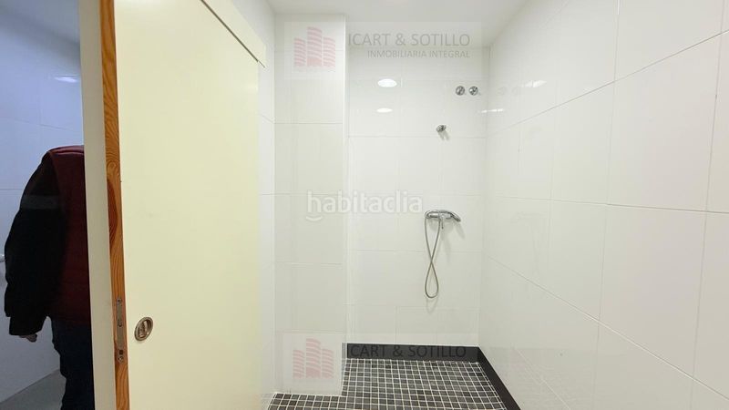 Foto b86952c1-1473-4645-8ee9-d22c09c80a17. Local comercial en Casco Urbano Vinaròs