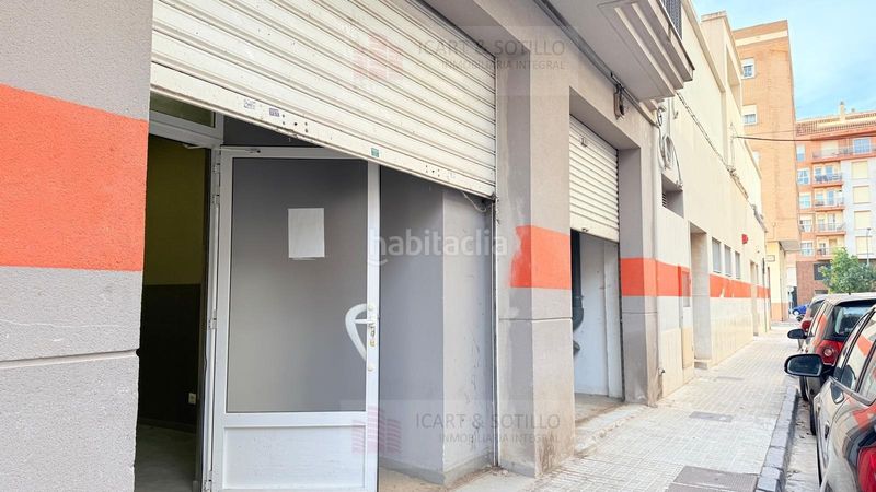Foto eded6efb-8dc1-4a39-badc-8bd364a34e90. Local comercial en Casco Urbano Vinaròs