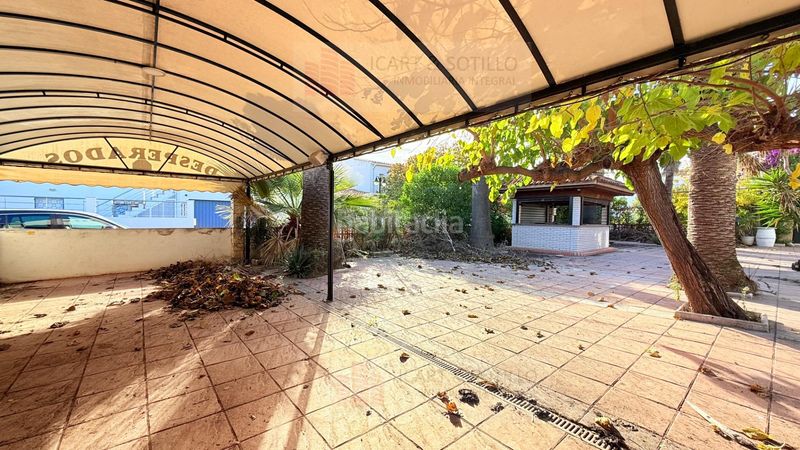 Foto e0ceae84-738e-49c3-b37c-24c7fcb5df82. Xalet amb aparcament a Cala Puntal Vinaròs