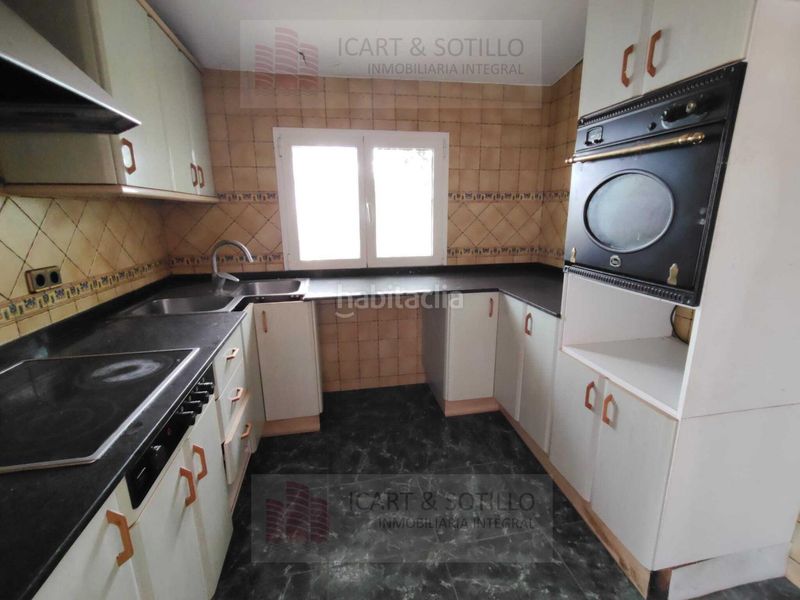 Foto fec15729-6239-46be-8507-8f97065f5ce0. Xalet amb aparcament a Cala Puntal Vinaròs