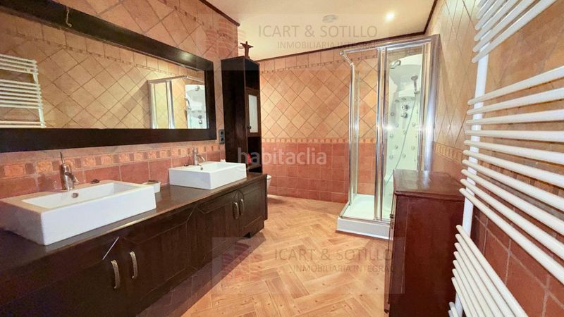 Foto 070fc903-cb97-4b4f-9540-89048350bcf0. Casa amb calefacció a Casco Urbano Vinaròs