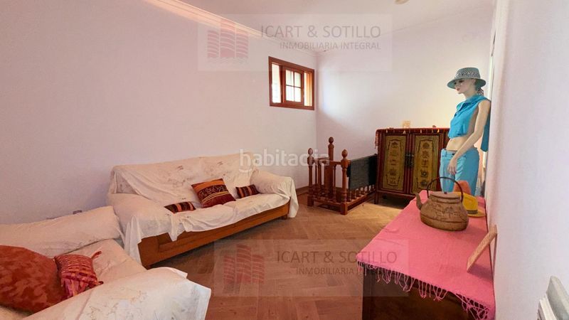Foto 28d6e796-7048-4aa8-a1ca-420af583fff3. Casa amb calefacció a Casco Urbano Vinaròs
