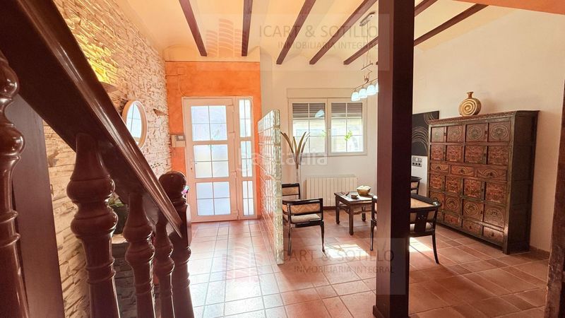 Foto 80fa797a-1d6d-4c96-bd9b-6ddd33e8340b. Casa amb calefacció a Casco Urbano Vinaròs