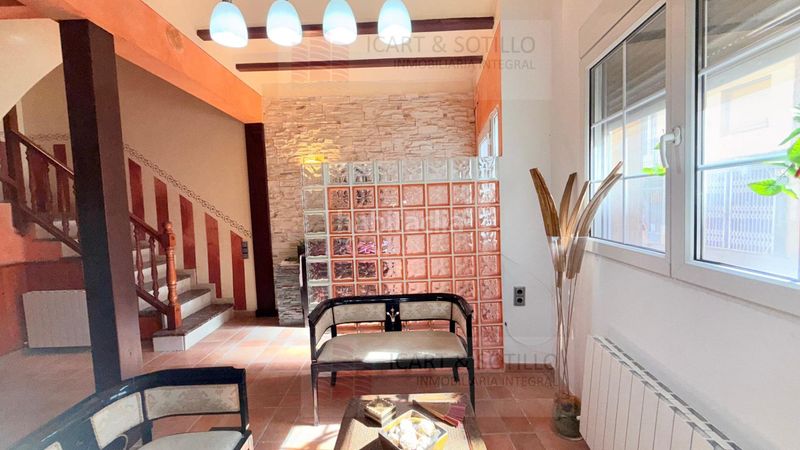 Foto 8e88c520-fc6d-4870-a134-1748160d0c72. Casa a Casco Urbano Vinaròs