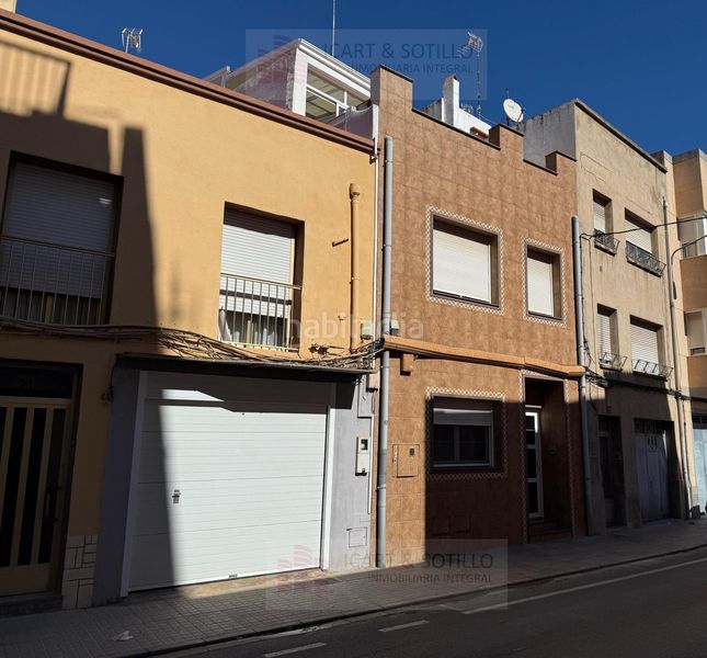 Foto a943541b-a1da-4bf3-bdb2-8590281d2bc2. Casa amb calefacció a Casco Urbano Vinaròs