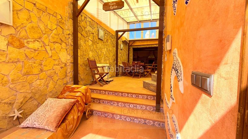 Foto c36d8677-25ba-4712-914a-8cc024cf3564. Casa amb calefacció a Casco Urbano Vinaròs