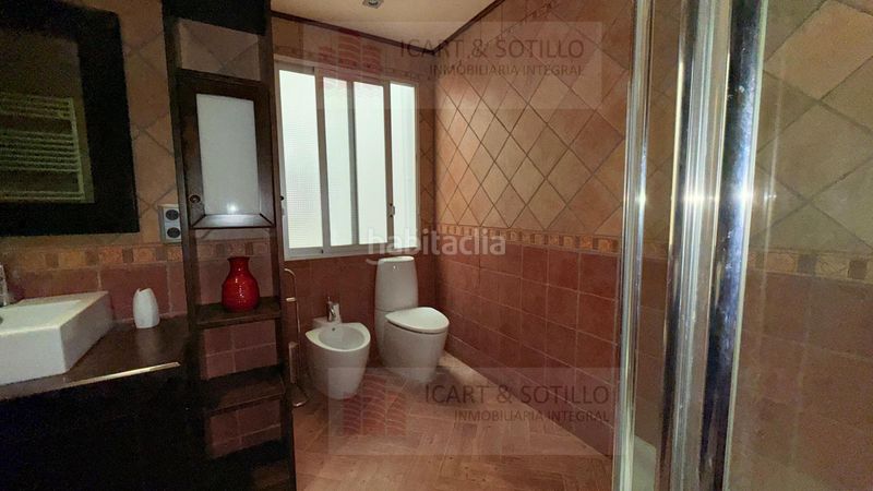 Foto f866bca3-8f95-40cd-a224-d7367b85953f. Casa amb calefacció a Casco Urbano Vinaròs