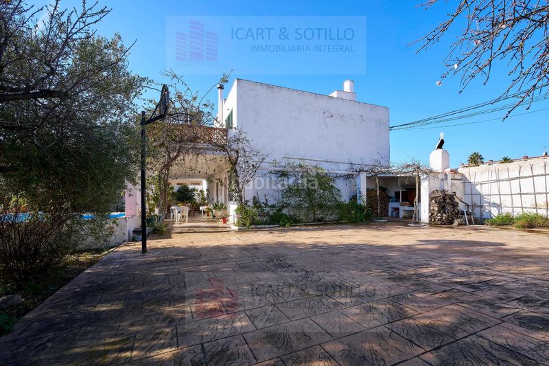 Foto d2463082-f1c6-4915-a596-c8c880369c5c. Xalet amb piscina a Alcanar