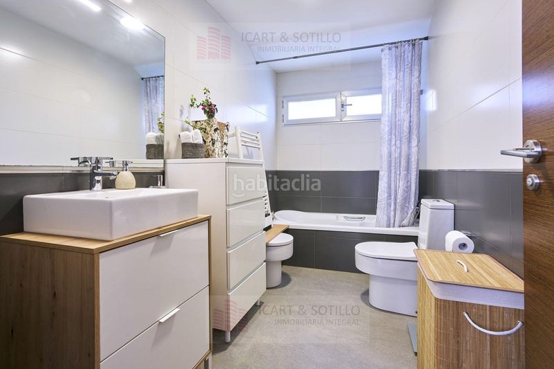 Foto f78990d8-c2c0-4691-bf34-0ca23591b682. Xalet amb calefacció aparcament piscina a closa de Vinaròs - ermita Vinaròs