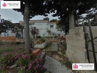 Xalet a Las Atalayas-Urmi-Cerro Mar. Peñiscola urbanizacion en avda. estacion