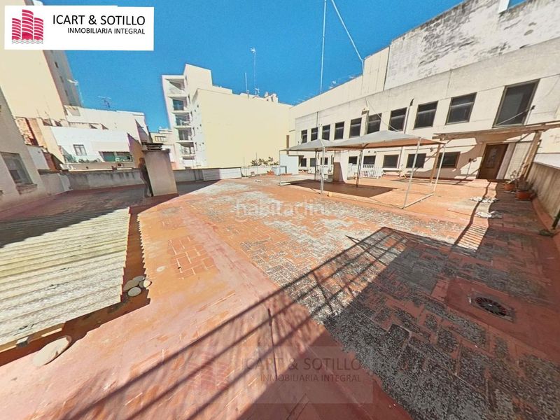 Foto 4d8eb9d6-e09b-451f-ae0a-2e5dd932657a. Ufficio in Casco Urbano Vinaròs