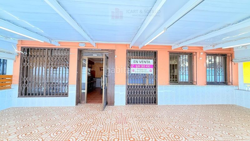 Foto 4071c570-4b44-4d50-b88f-298e4e267798. Local comercial a Playa Norte Peñíscola