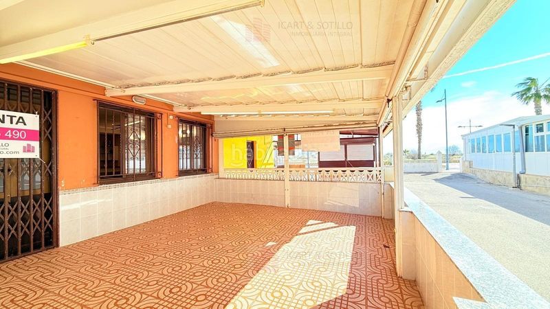 Foto 46f8ee8d-61d8-4e5f-87e8-3b4dd10d4790. Local comercial a Playa Norte Peñíscola