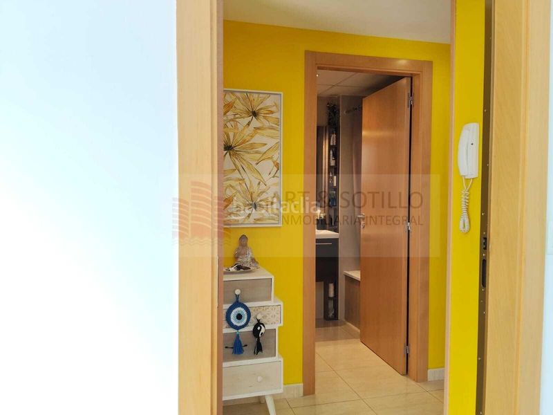 Foto 4b836b5d-fc15-436a-951f-77fa6b863ef8. Piso elegante piso céntrico listo para entrar a vivir en vinaroz en Vinaròs