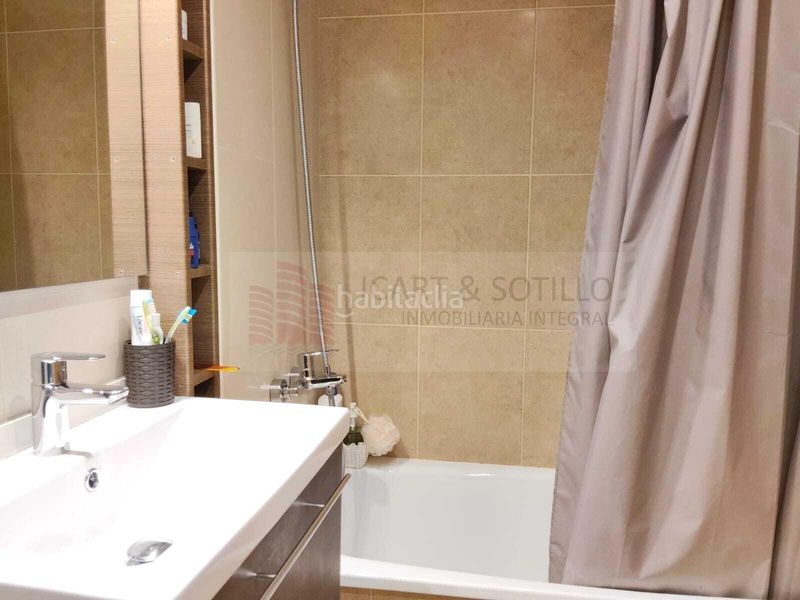 Foto f4a27334-d6e9-4add-beb4-953ebea8f672. Piso elegante piso céntrico listo para entrar a vivir en vinaroz en Vinaròs