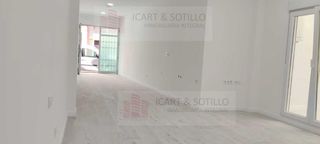 Geschäftsraum in Pueblo. Planta baja diáfana reformada a estrenar en pleno centro de beni