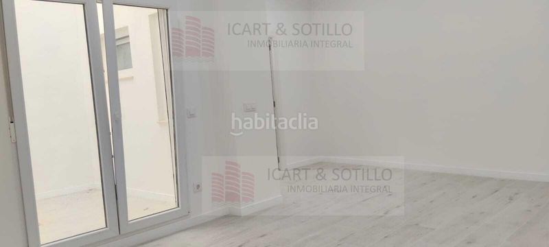 Foto 7f0ed6ad-7a28-4db4-a523-0665b73c7b7a. Local comercial a Pueblo Benicarló