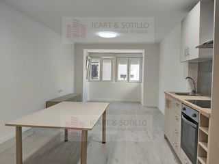 Pis a Pueblo. Piso reformado a estrenar con terraza y trastero en el centro de