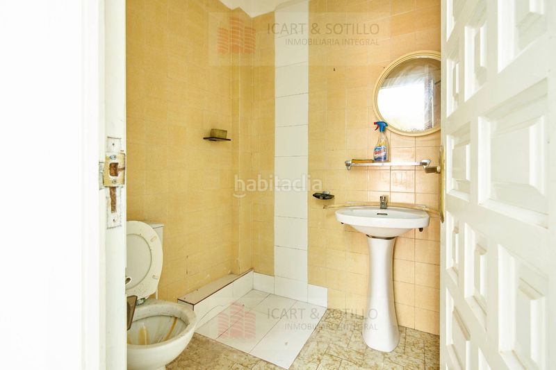 Foto dc737871-172e-475a-9fea-6a506e0cab87. Local comercial a Casco Urbano Vinaròs
