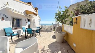 Casa  Avenida italia. Casa unifamiliar en las atalayas con vistas espectaculares al ma