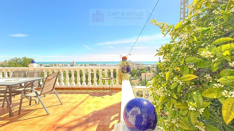 Foto 3956b208-f795-43a4-b5d7-a4d7ac7889df. Casa amb calefacció aparcament a Las Atalayas-Urmi-Cerro Mar Peñíscola