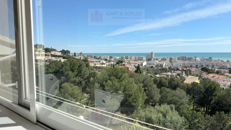 Foto c6921009-b3a8-4a78-8a92-68d7e655fe34. Casa amb calefacció aparcament a Las Atalayas-Urmi-Cerro Mar Peñíscola