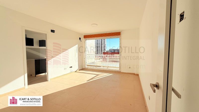 Foto 578b1ea2-9f6c-453d-a325-d20e3ad53891. Àtic amb calefacció aparcament a Casco Urbano Vinaròs