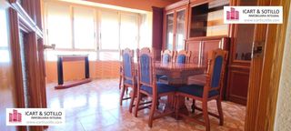 Etagenwohnung  Calle olivella. Cuarta planta reformada sin ascensor, con terraza y trastero