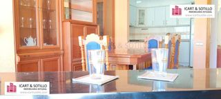 Pis  Calle olivella. Cuarta planta sin ascensor con terraza muy reformada