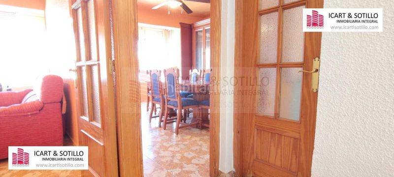 Foto f9f7da07-f0ae-41a9-b748-d1789a0dc945. Pis a Pueblo Benicarló