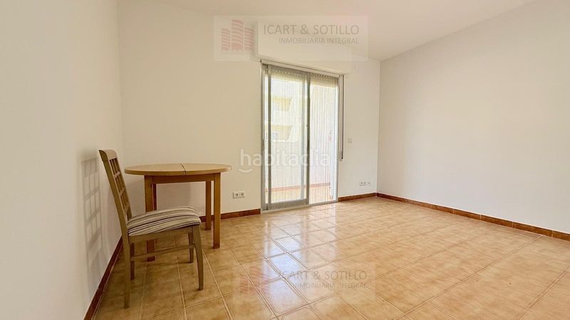 Foto 3372d351-40b4-429b-8cc9-6ffe89867ef7. Apartament amb aparcament a Casco Urbano Vinaròs